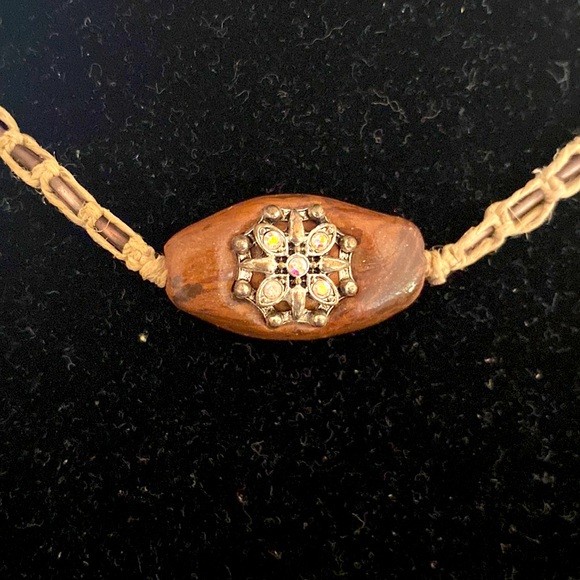 NWOT.  Local Artisan unique design necklace. - Picture 3 of 5